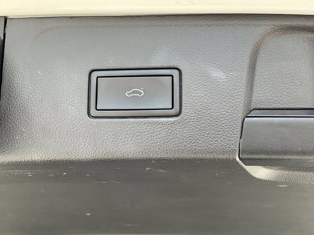 Used 2024 Volkswagen Atlas SE FWD image 28