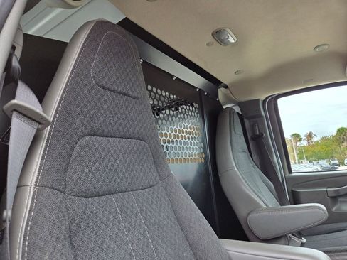 Used 2024 GMC Savana 2500 Work Van w/ Driver Convenience Package image 11