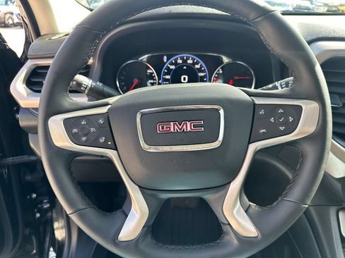 Used 2023 GMC Acadia Denali w/ Denali Ultimate Package AWD/4WD image 32