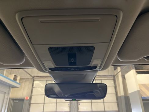 Used 2025 Honda CR-V EX-L image 27