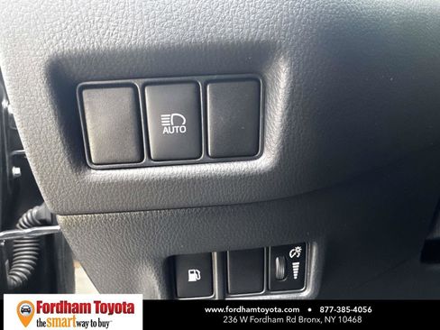 Used 2021 Toyota C-HR LE image 20