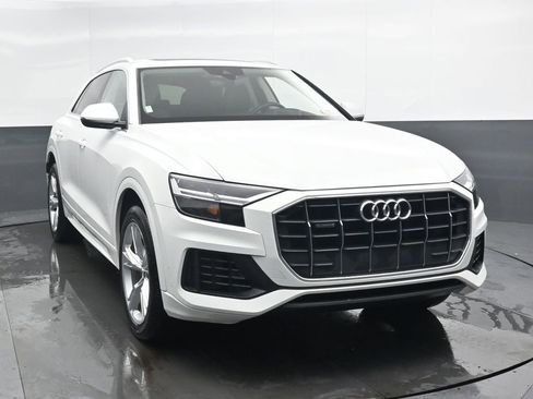 Used 2019 Audi Q8 Premium w/ Towing Package image 6