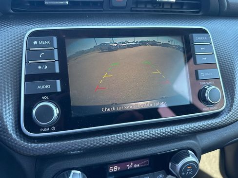Used 2020 Nissan Kicks SV FWD image 15