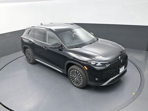 New 2026 Volkswagen Tiguan S AWD/4WD image 13