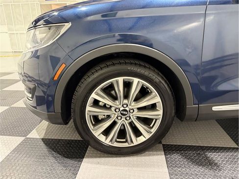 Used 2017 Lincoln MKX Reserve image 10