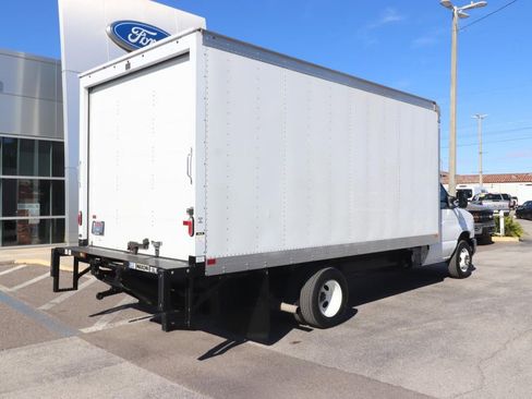 Used 2024 Ford E-450 and Econoline 450 Super Duty w/ Power Windows & Locks Group image 17