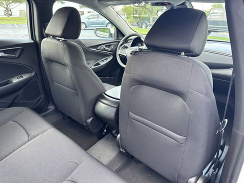 Used 2024 Chevrolet Malibu LS w/ Driver Confidence Package image 29