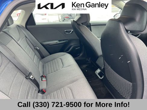 Used 2025 Kia K4 EX image 57