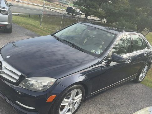 Used 2011 Mercedes-Benz C 300 4MATIC Sedan image 21