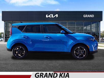New 2025 Kia Soul EX