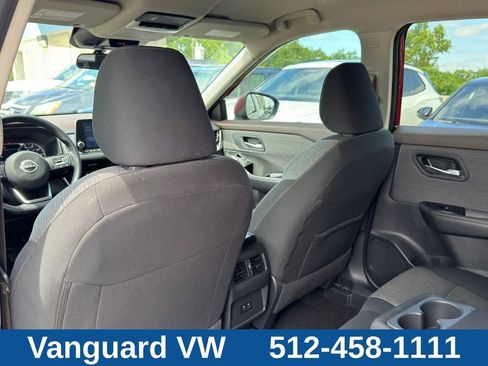 Used 2023 Nissan Rogue SV FWD image 27