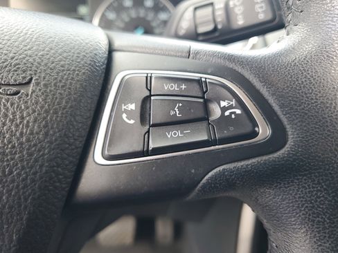 Used 2019 Ford EcoSport SE w/ SE Convenience Package image 19