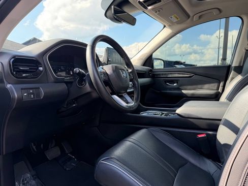 Used 2023 Honda Pilot Elite image 2