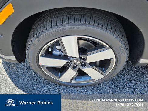 New 2025 Hyundai Santa Fe Limited image 16