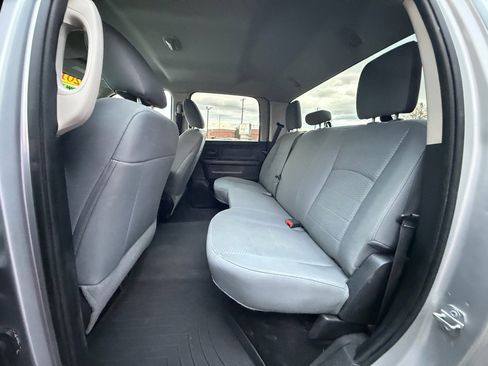 Used 2016 RAM 2500 Tradesman w/ Chrome Appearance Group image 14