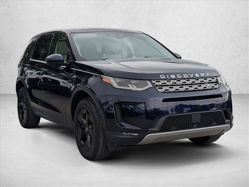 Used 2022 Land Rover Discovery Sport SE image 3
