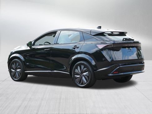 Certified 2023 Nissan Ariya AWD image 5