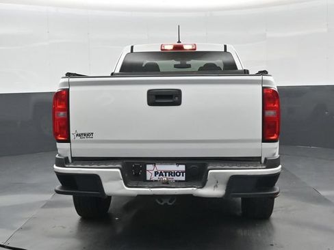 Used 2018 Chevrolet Colorado W/T w/ WT Convenience Package RWD image 27