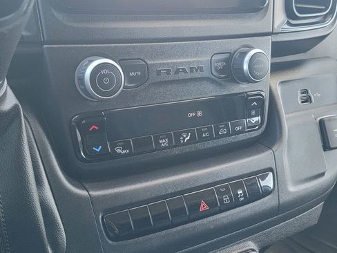 Used 2023 RAM ProMaster 2500 image 26