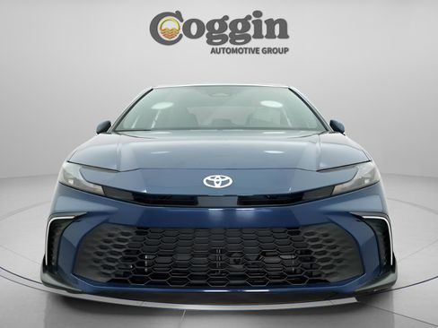 New 2026 Toyota Camry SE FWD image 29