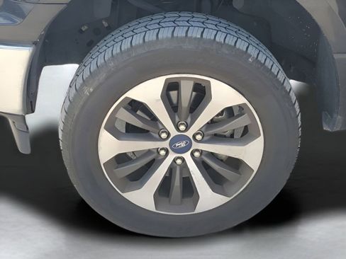 Used 2018 Ford F150 XLT w/ Equipment Group 302A Luxury image 18