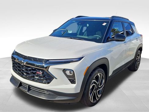 Used 2026 Chevrolet TrailBlazer RS w/ Convenience Package image 3