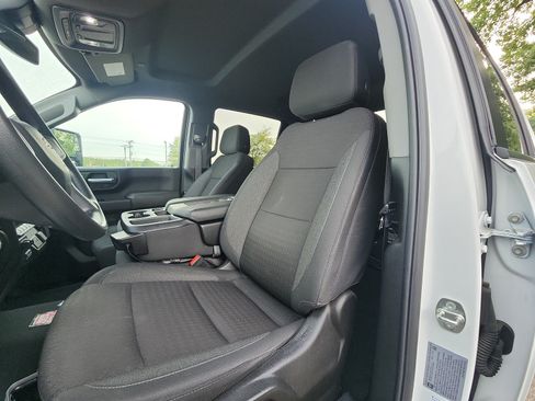 Used 2024 Chevrolet Silverado 2500 Custom w/ Custom Value Package AWD/4WD image 18