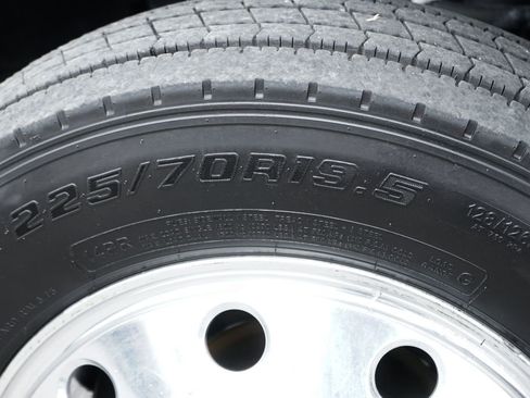 Used 2021 RAM 4500 Tradesman RWD image 36