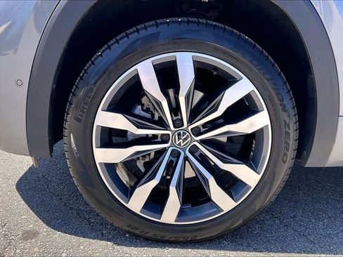 Used 2023 Volkswagen Atlas SEL Premium AWD/4WD image 7