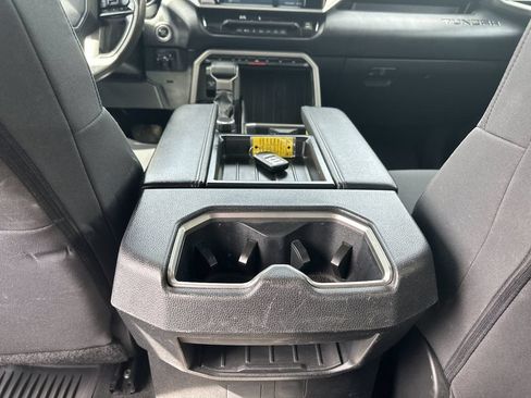 Used 2022 Toyota Tundra SR5 w/ SR5 Convenience Package RWD image 20