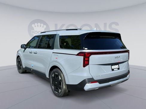 New 2026 Kia Carnival EX FWD image 14