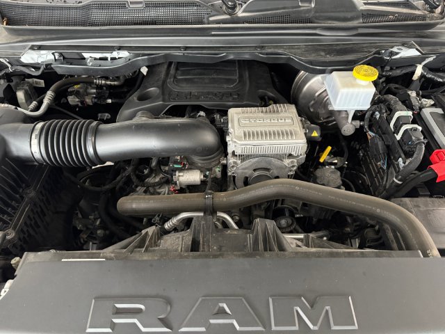 Used 2023 RAM 1500 Laramie AWD/4WD image 7