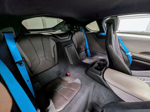 Used 2016 BMW i8 image 18