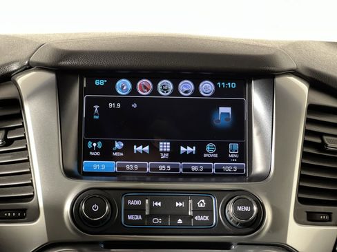 Used 2017 Chevrolet Tahoe Premier AWD/4WD image 18