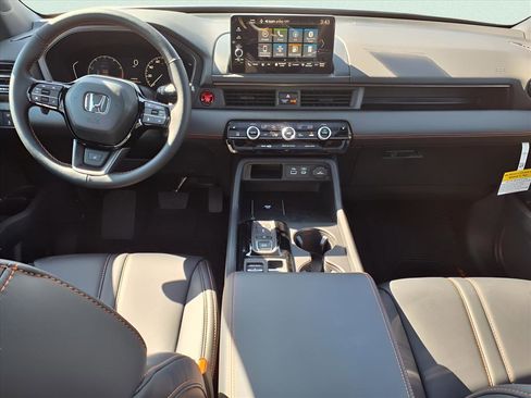New 2025 Honda Pilot TrailSport image 17