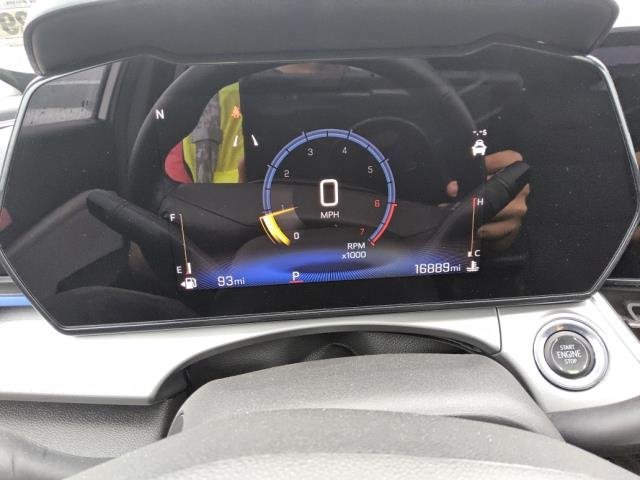 Used 2024 Chevrolet Trax LT w/ Driver Confidence Package FWD image 4