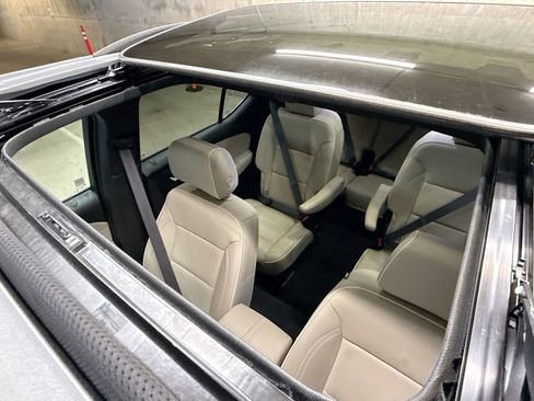 Certified 2023 Chevrolet Traverse Premier AWD/4WD image 26