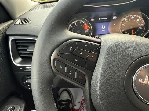 Certified 2021 Jeep Cherokee Trailhawk image 21