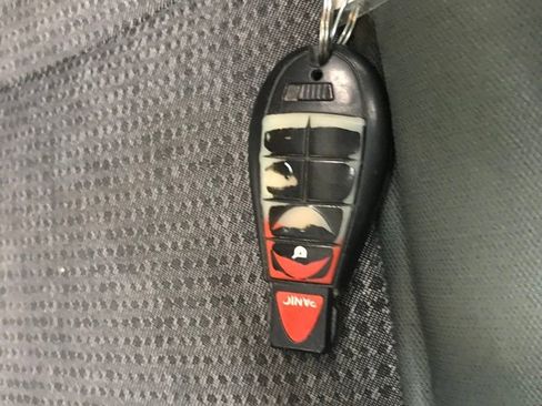 Used 2015 RAM 2500 Big Horn image 49