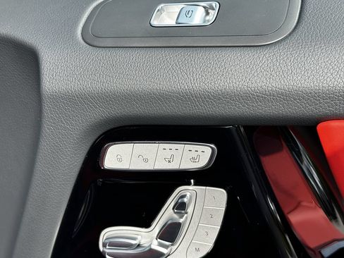 Certified 2025 Mercedes-Benz G 550 image 17