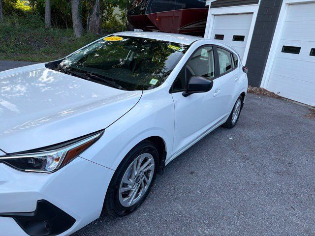 Used 2024 Subaru Impreza 2.0i AWD/4WD image 2