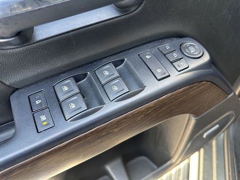 Used 2018 GMC Sierra 1500 Denali w/ Denali Ultimate Package image 29