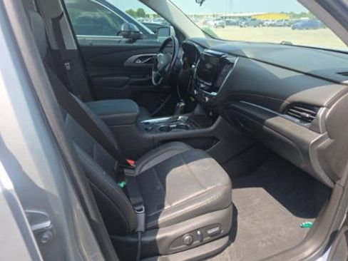 Used 2019 Chevrolet Traverse LT w/ LPO, Floor Liner Package FWD image 7
