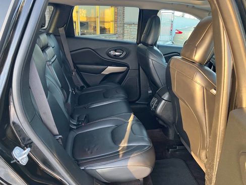 Used 2017 Jeep Cherokee Limited w/ Trailer Tow Group image 16