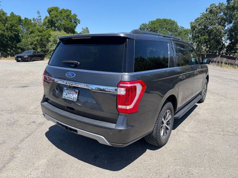 Used 2019 Ford Expedition Max XLT AWD/4WD image 5
