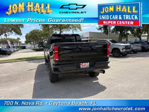 Used 2025 Chevrolet Silverado 2500 LT w/ Trail Boss Package AWD/4WD image 8