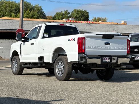 New 2025 Ford F250 XLT w/ F-250 >10K GVWR Package image 5