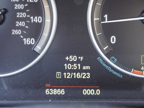 Used 2014 BMW 528i xDrive Sedan image 22