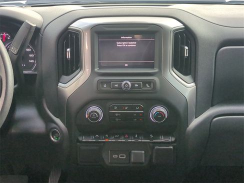 Used 2024 Chevrolet Silverado 1500 Custom Trail Boss image 18