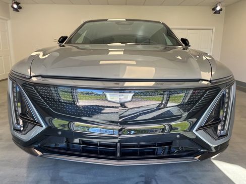 Certified 2024 Cadillac Lyriq Sport AWD/4WD image 5